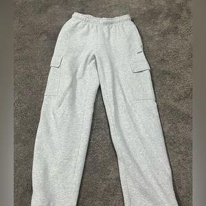 Aritzia cargo sweats